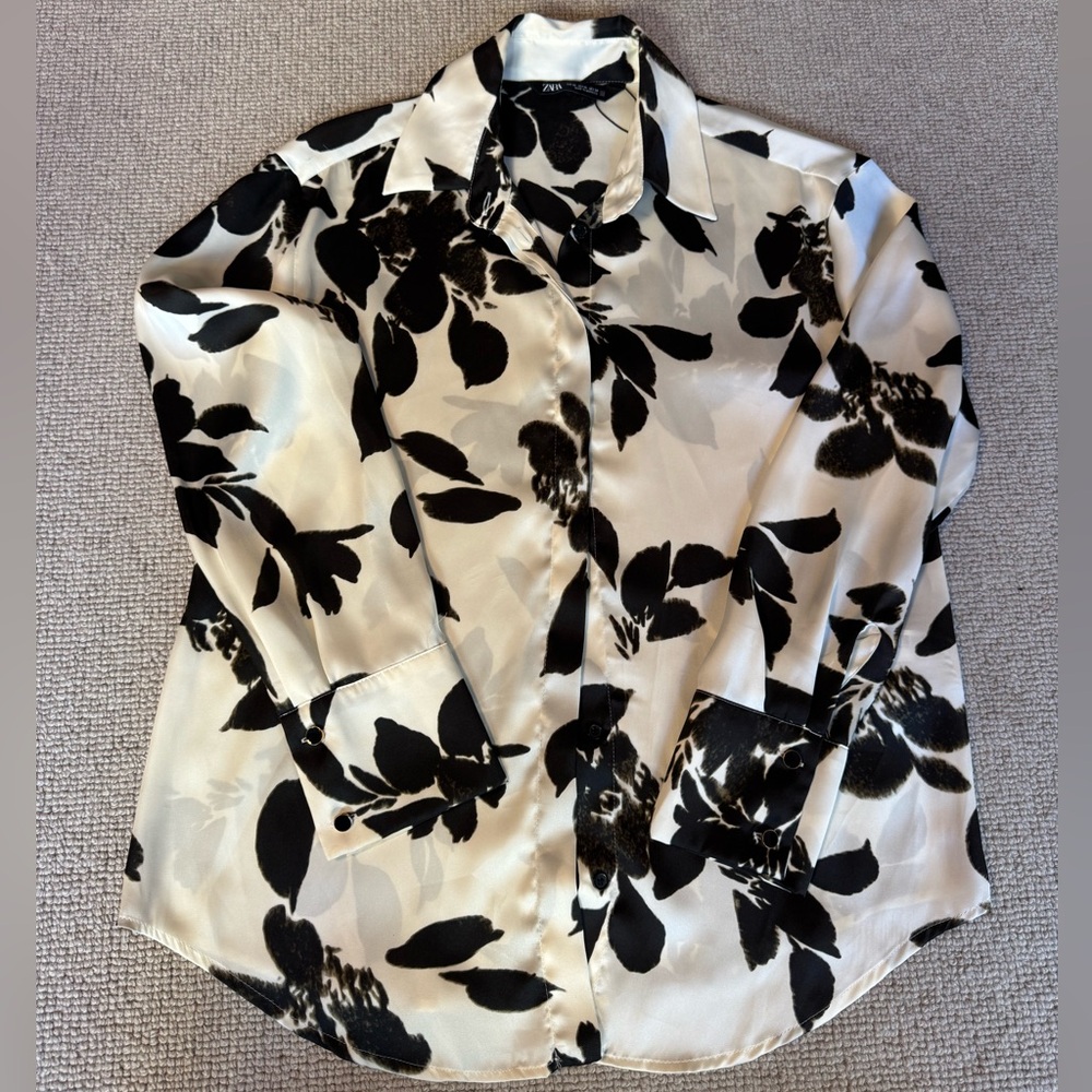 Zara Black and White Floral Blouse